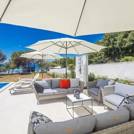 Villa Beuatiful Wiht Sea View On Krk Punat